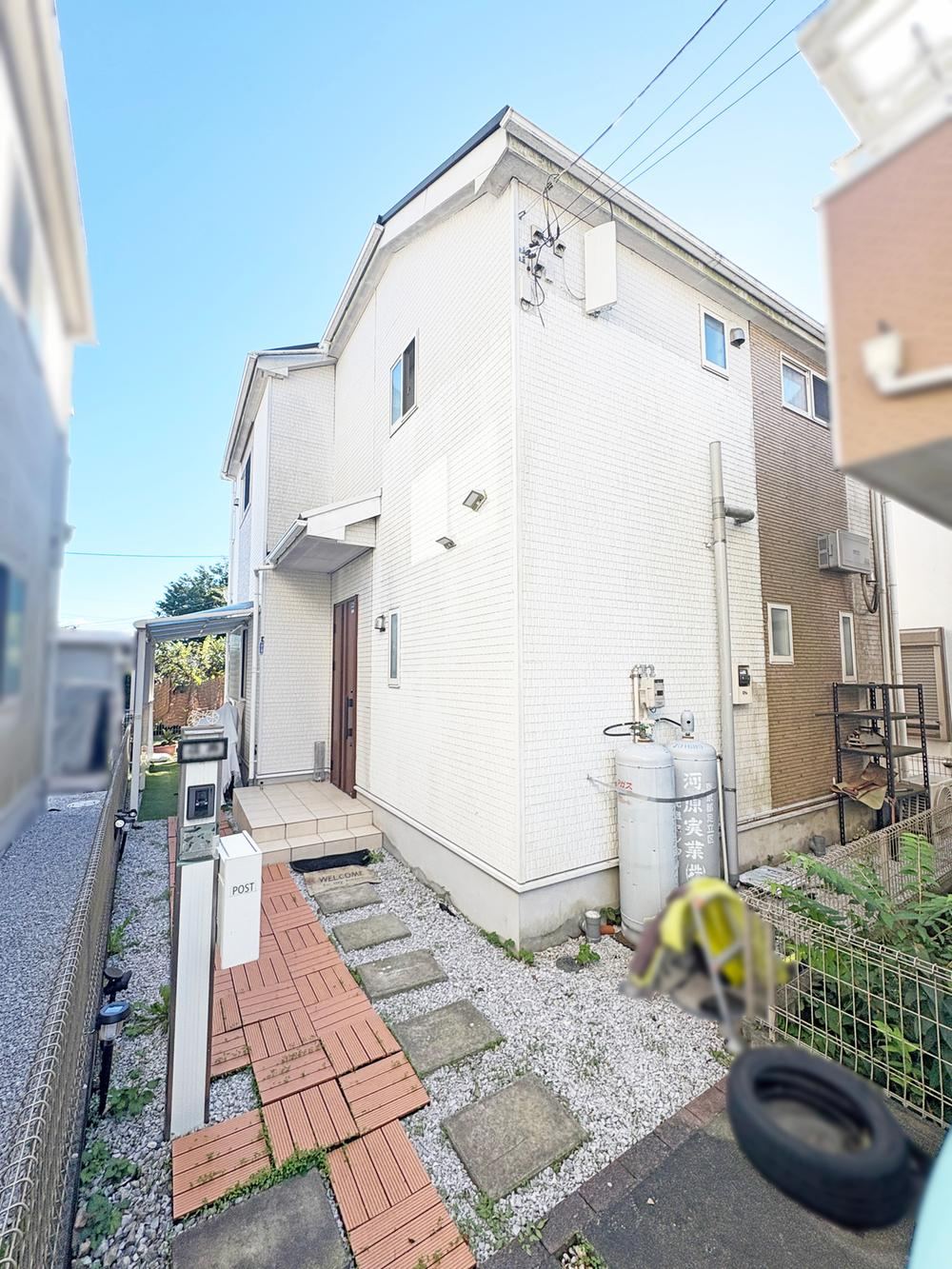 4LDK house in Tama, Tokyo - Photo 1