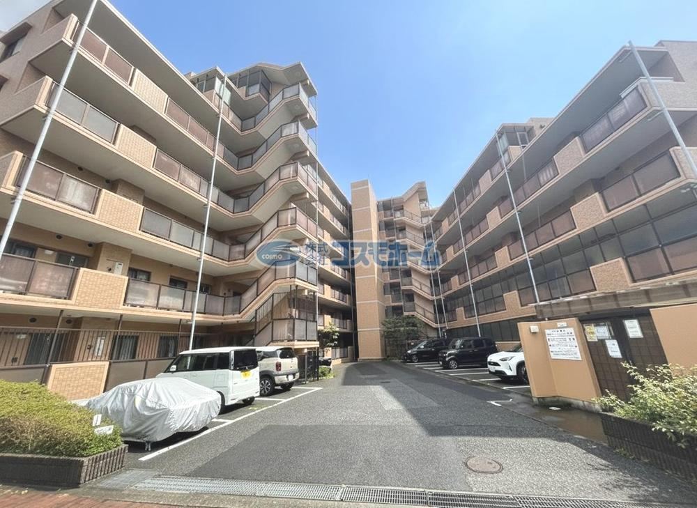 3LDK apartment in Ome, Tokyo - Photo 1