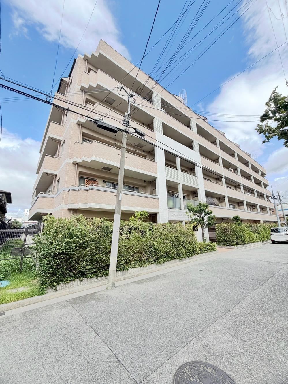 2LDK apartment in Nishinomiya, Hyogo - Photo 1