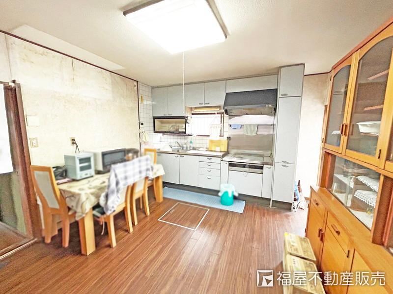 5LDK+S house in Oyamazaki, Otokuni District, Kyoto - Photo 1