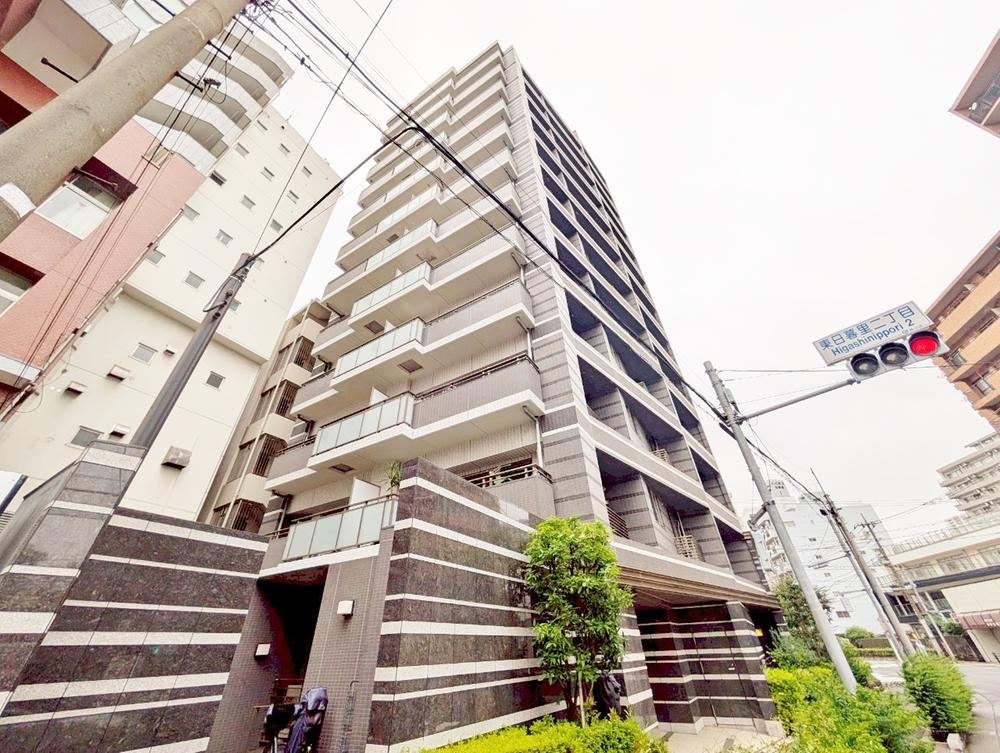 3LDK apartment in Arakawa Ward, Tokyo - Photo 1