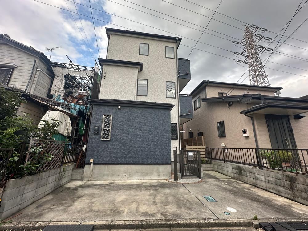 3LDK+S house in Soka, Saitama - Photo 1