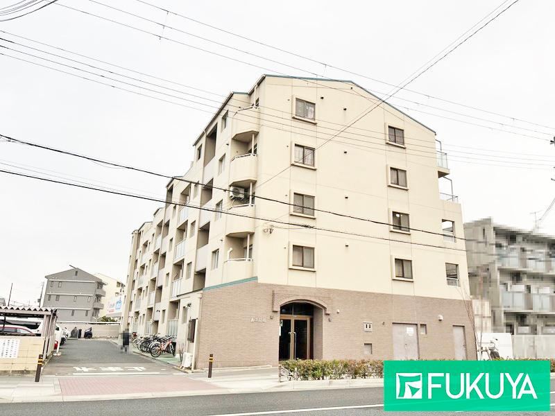 2LDK apartment in Amagasaki, Hyogo - Photo 1
