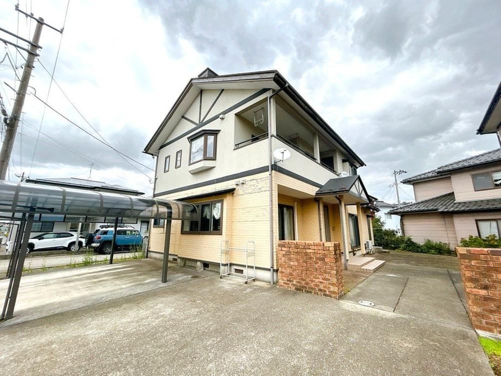 6LDK house in Tsuruoka, Yamagata - Photo 1