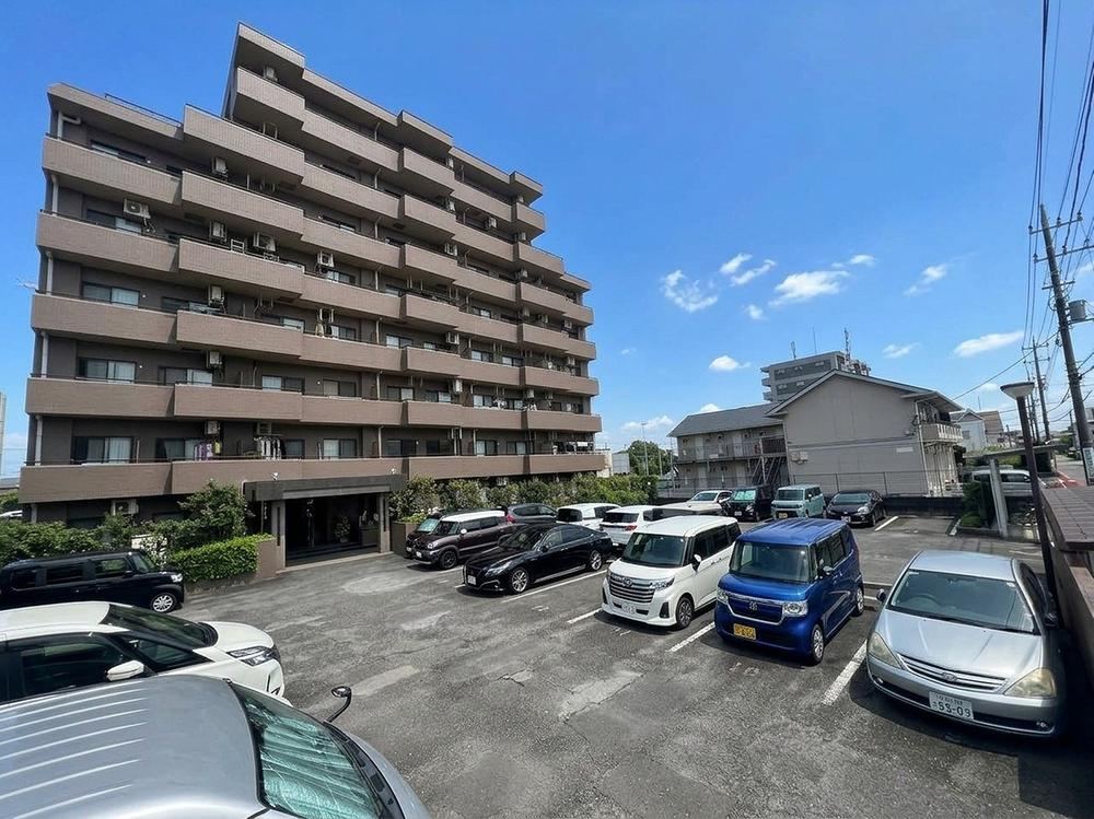 3LDK apartment in Hino, Tokyo - Photo 1