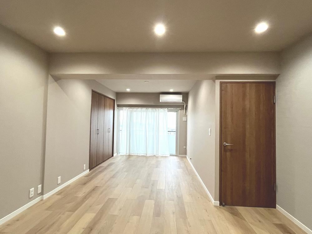 2LDK apartment in Hiratsuka, Kanagawa - Photo 1