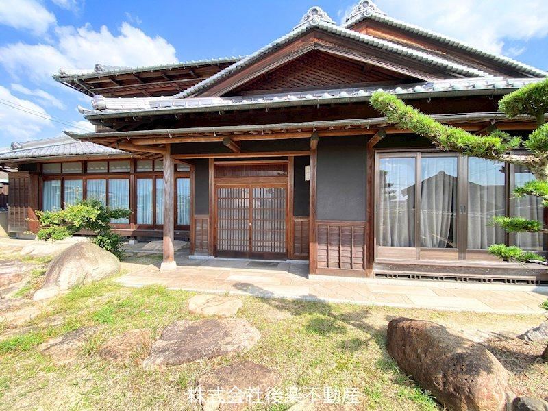 9DK house in Kurashiki, Okayama - Photo 1