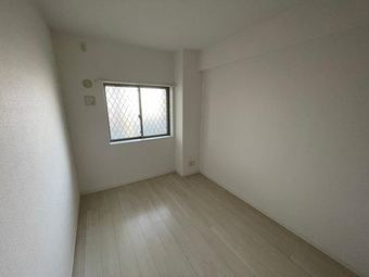 3LDK apartment in Minami Ward