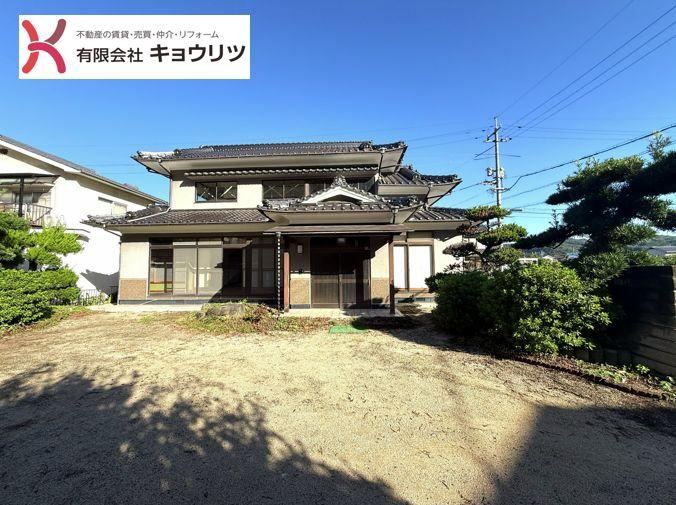7DK house in Ibara, Okayama - Photo 1