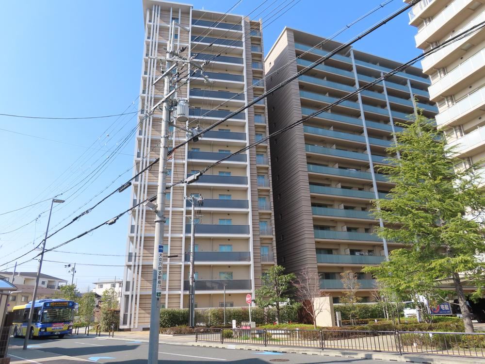 2LDK apartment in Ibaraki, Osaka - Photo 1