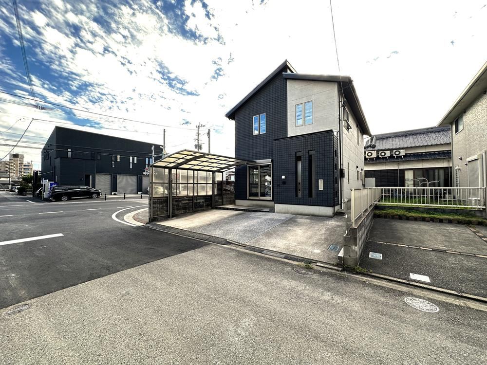5LDK house in Yahatanishi Ward, Kitakyushu, Fukuoka - Photo 1