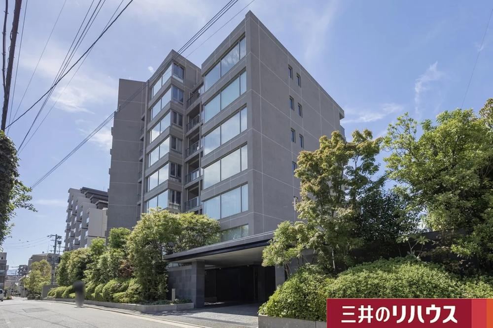 3LDK apartment in Chuo Ward, Fukuoka - Photo 1