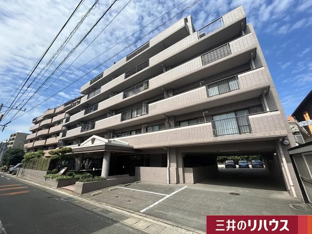 3LDK apartment in Sawara Ward, Fukuoka - Photo 1