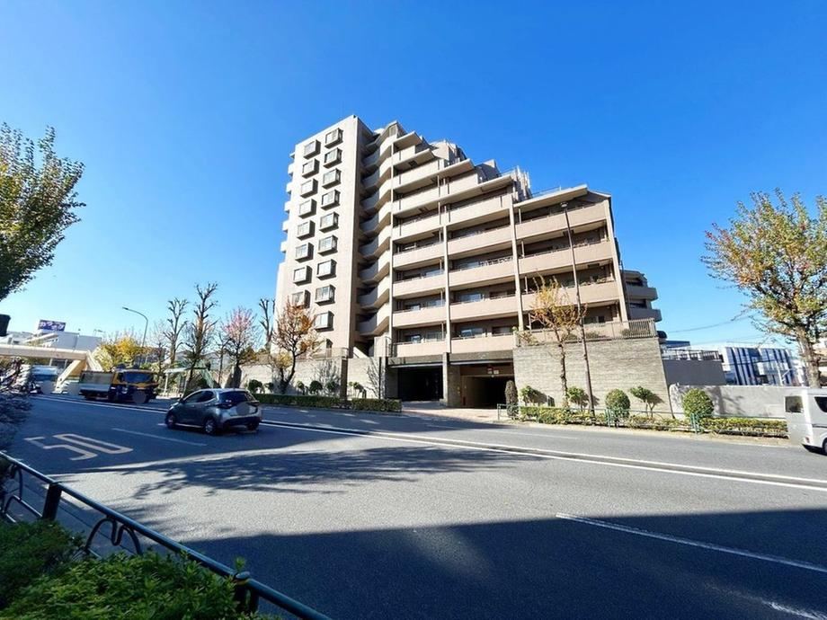 3LDK apartment in Itabashi Ward, Tokyo - Photo 1