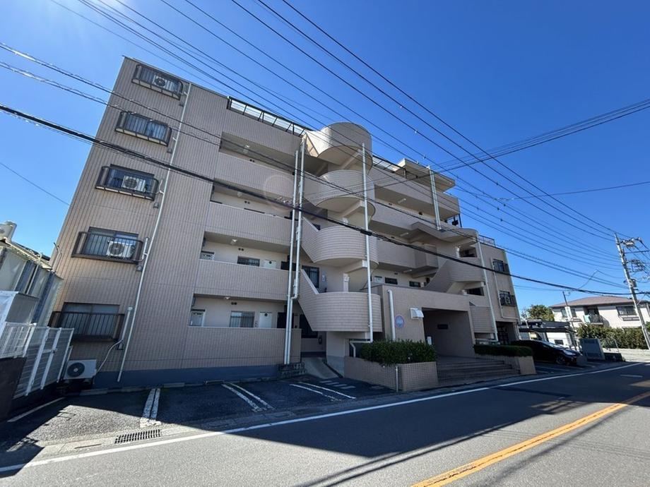 3DK apartment in Nishi Ward, Saitama - Photo 1