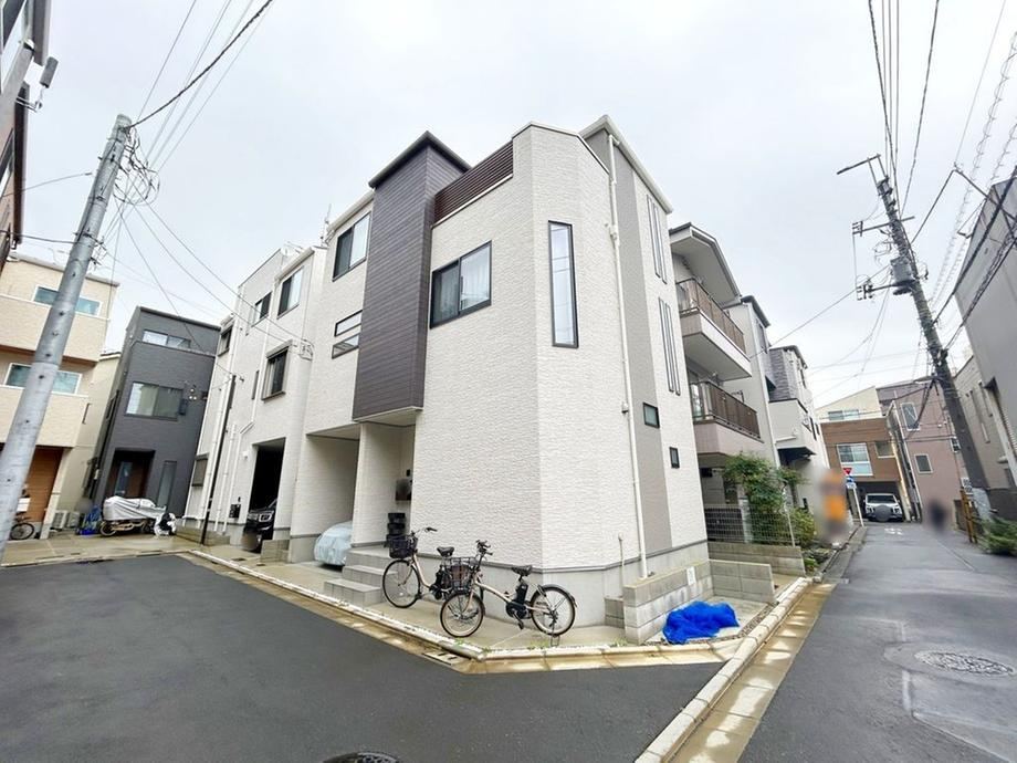 3LDK+S house in Arakawa Ward, Tokyo - Photo 1
