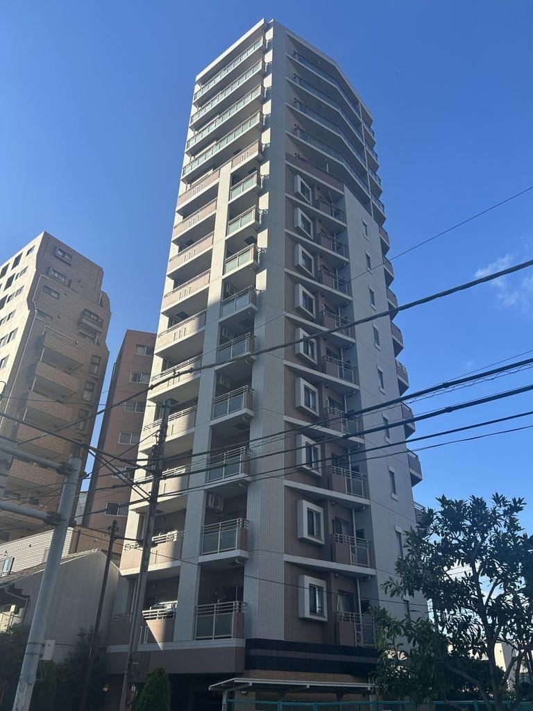 2LDK apartment in Arakawa Ward, Tokyo - Photo 1
