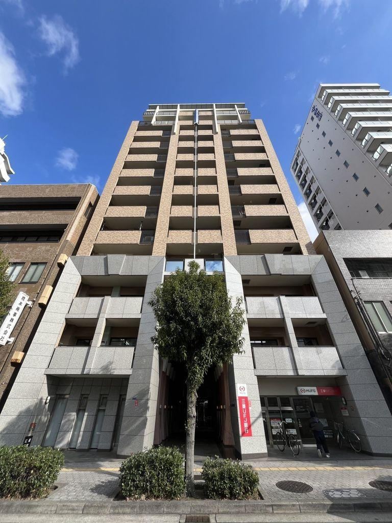 3LDK apartment in Chuo Ward, Osaka - Photo 1