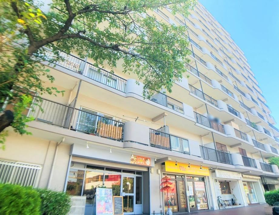 3LDK apartment in Miyakojima Ward, Osaka - Photo 1