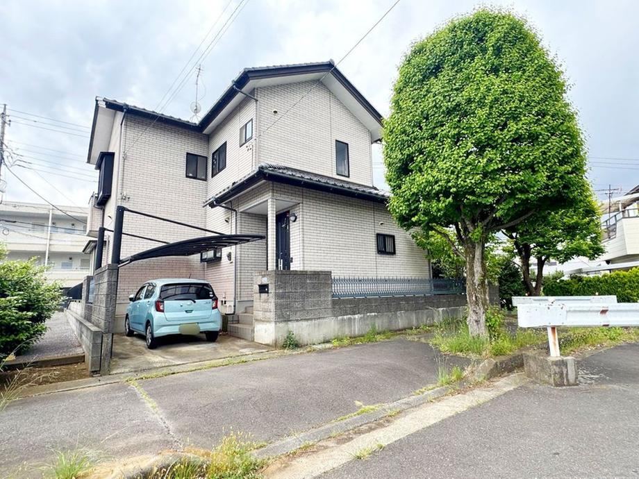 4LDK house in Toride, Ibaraki - Photo 1