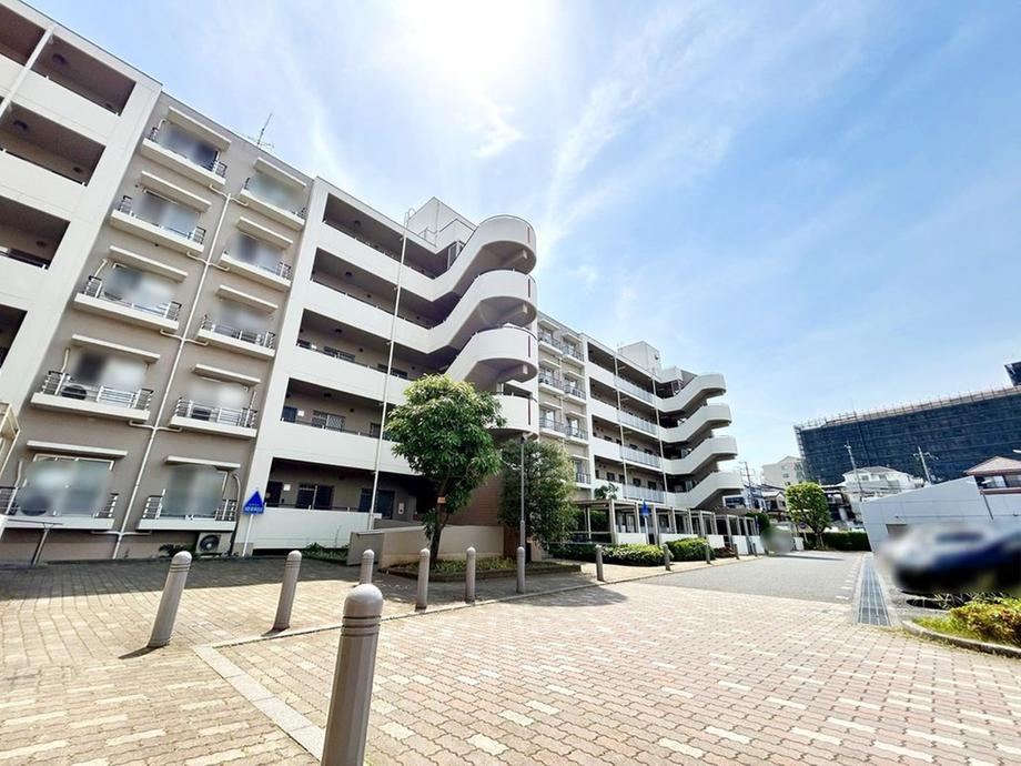 2LDK apartment in Niiza, Saitama - Photo 1
