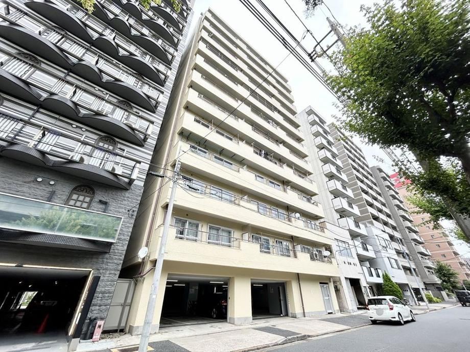 2DK apartment in Sumida Ward, Tokyo - Photo 1