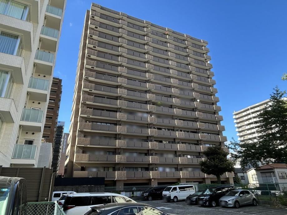 2LDK apartment in Higashi Ward, Nagoya, Aichi - Photo 1