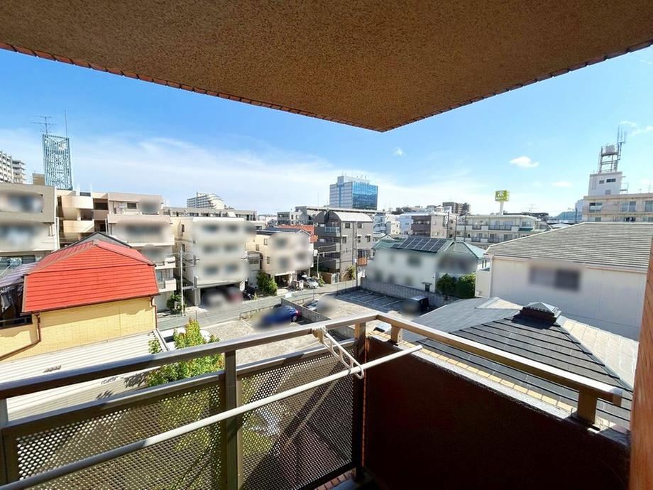 2DK apartment in Higashinada Ward, Kobe, Hyogo - Photo 1