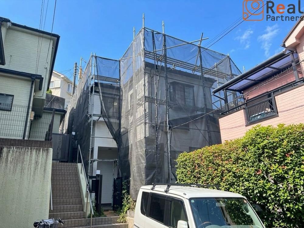 4LDK house in Tsurumi Ward, Yokohama, Kanagawa - Photo 1