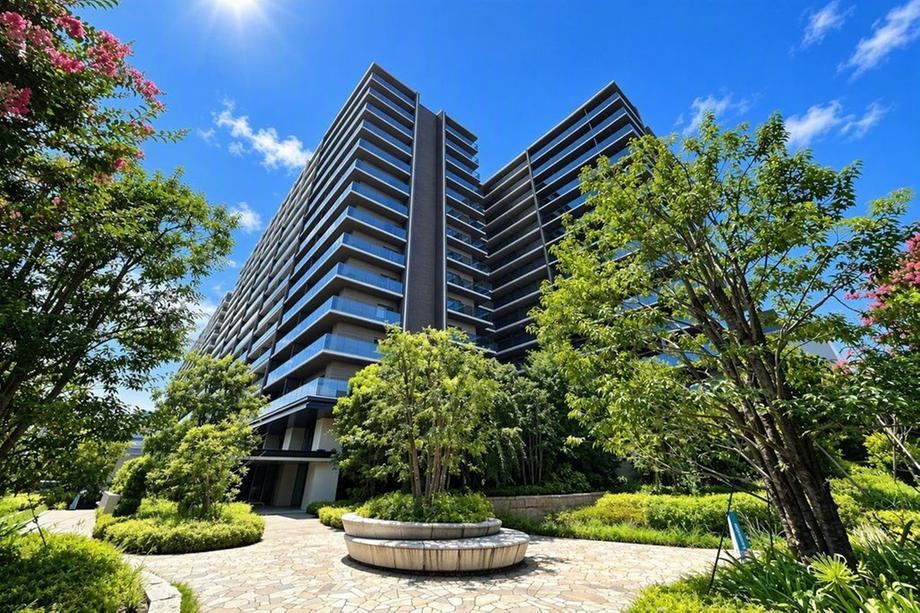 3LDK apartment in Saiwai Ward, Kawasaki, Kanagawa - Photo 1