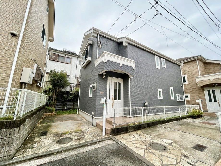 4LDK house in Isogo Ward, Yokohama, Kanagawa - Photo 1