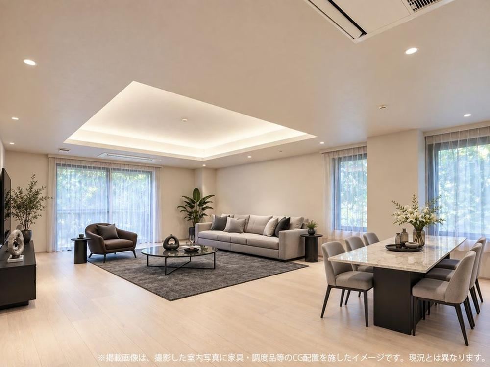 3LDK apartment in Minato Ward, Tokyo - Photo 1