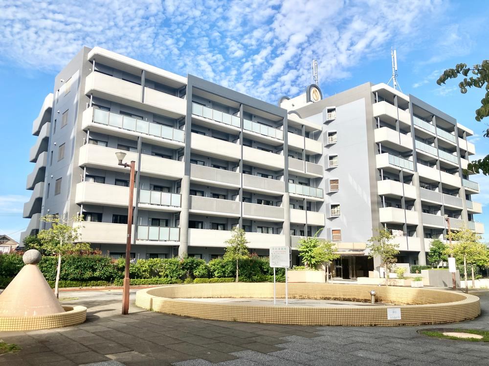 3LDK apartment in Onojo, Fukuoka - Photo 1