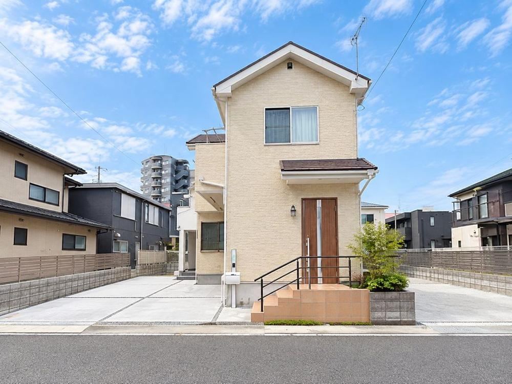 3LDK house in Hiratsuka, Kanagawa - Photo 1