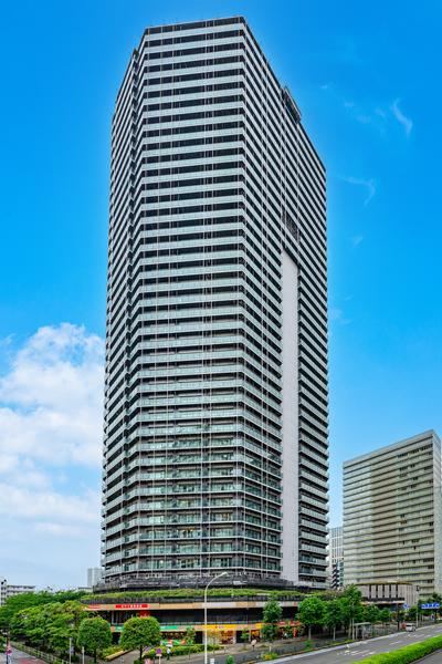3LDK apartment in Minato Ward, Tokyo - Photo 1