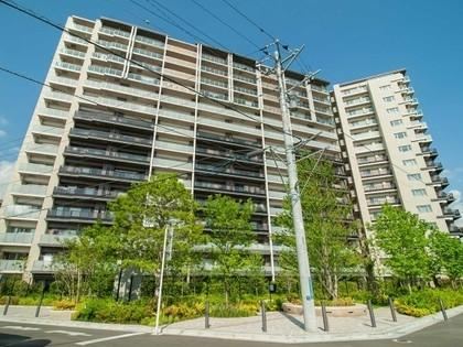 3LDK apartment in Fujisawa, Kanagawa - Photo 1