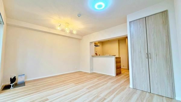 1LDK+S apartment in Suginami Ward, Tokyo - Photo 1