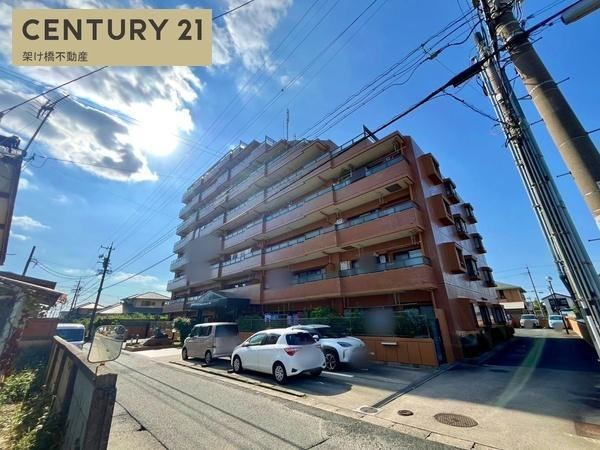 4LDK+S apartment in Toyohashi, Aichi - Photo 1