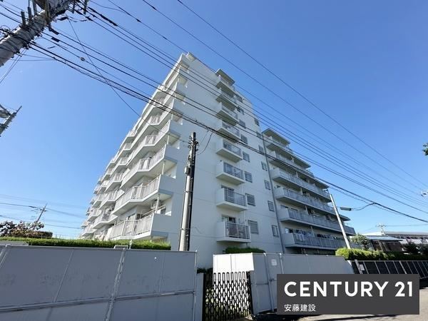4LDK+S apartment in Sayama, Saitama - Photo 1