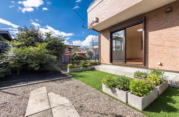 4LDK house in Hiratsuka, Kanagawa - Photo 1