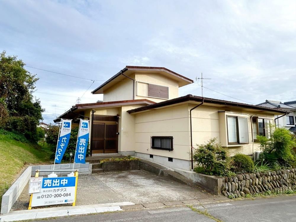 5LDK house in Tomi, Nagano - Photo 1