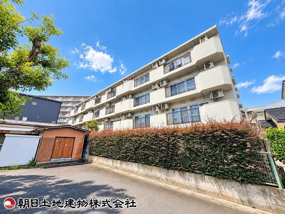 3LDK apartment in Yamato, Kanagawa - Photo 1
