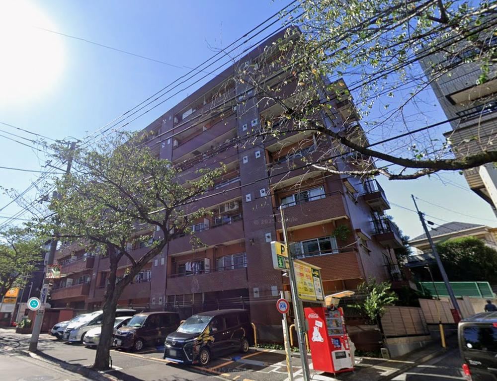 1LDK apartment in Shinagawa Ward, Tokyo - Photo 1