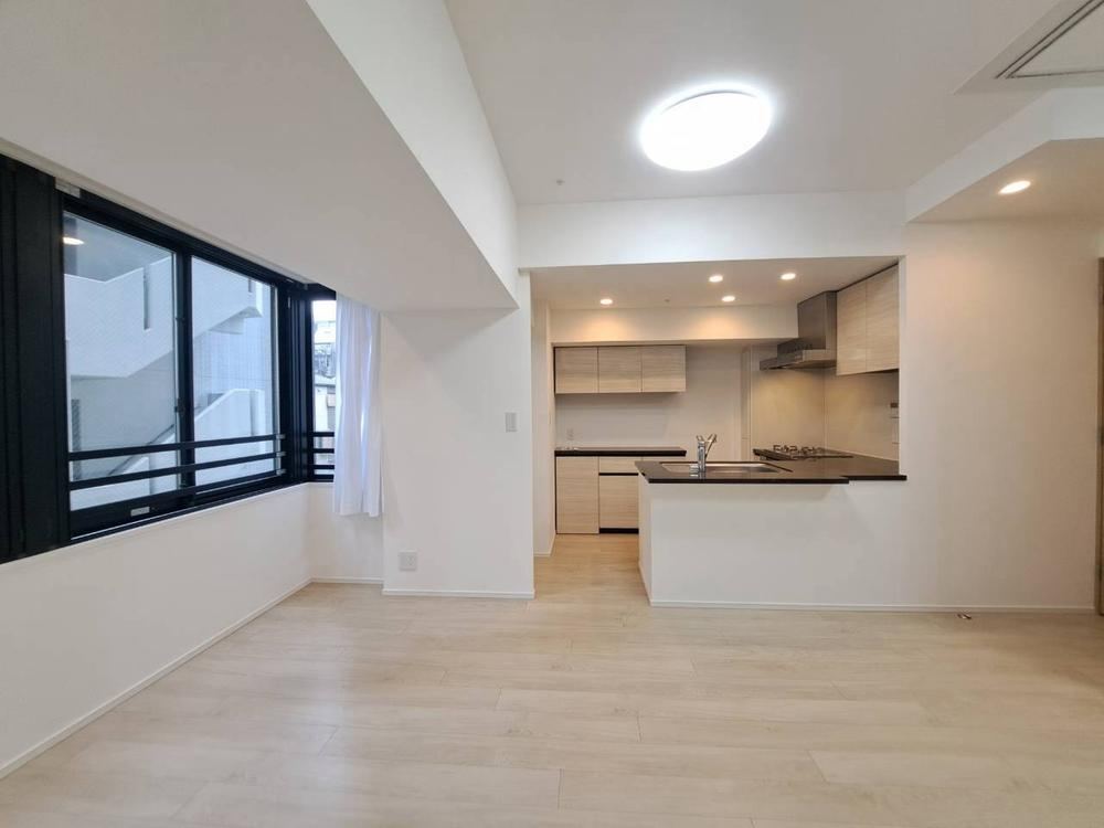 2LDK apartment in Bunkyo Ward, Tokyo - Photo 1