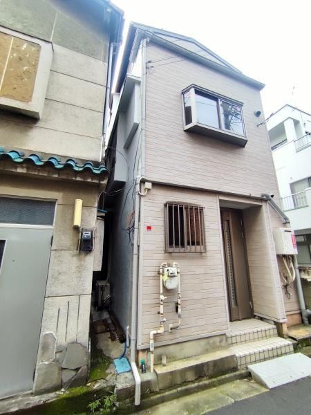 4LDK house in Sumida Ward, Tokyo - Photo 1