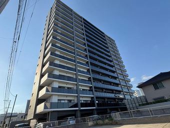 2LDK apartment in Nishi Ward