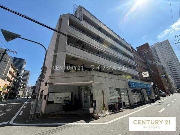 studio apartment in Kita Ward, Osaka - Photo 1