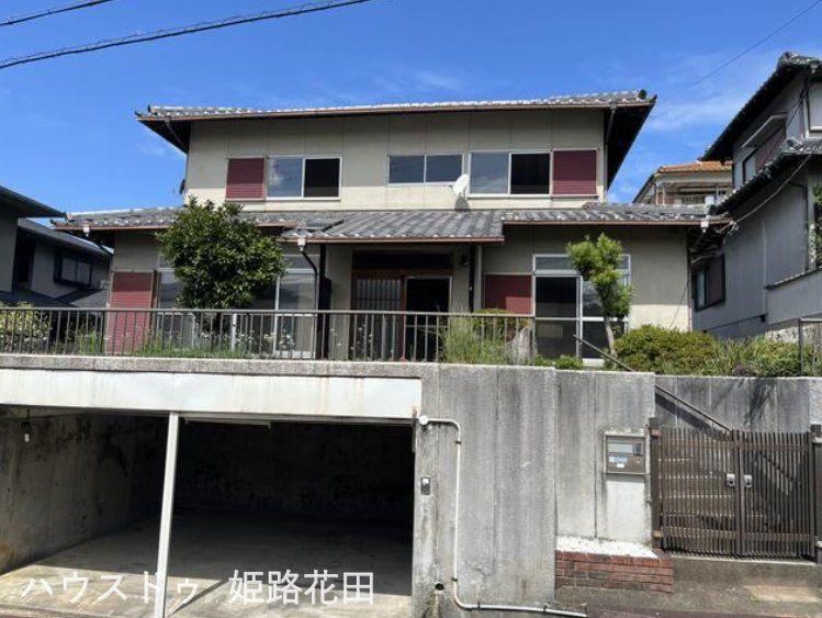 4LDK house in Himeji, Hyogo - Photo 1