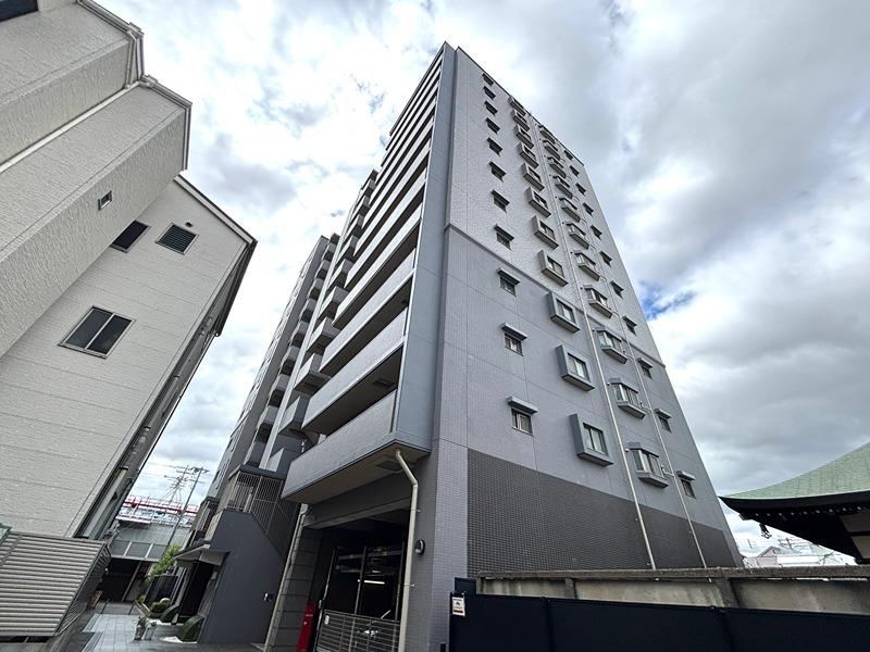 2DK apartment in Hirano Ward, Osaka - Photo 1