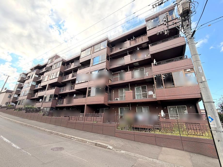 3LDK apartment in Teine Ward, Sapporo, Hokkaido - Photo 1